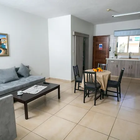 Aparthotel Crystallo