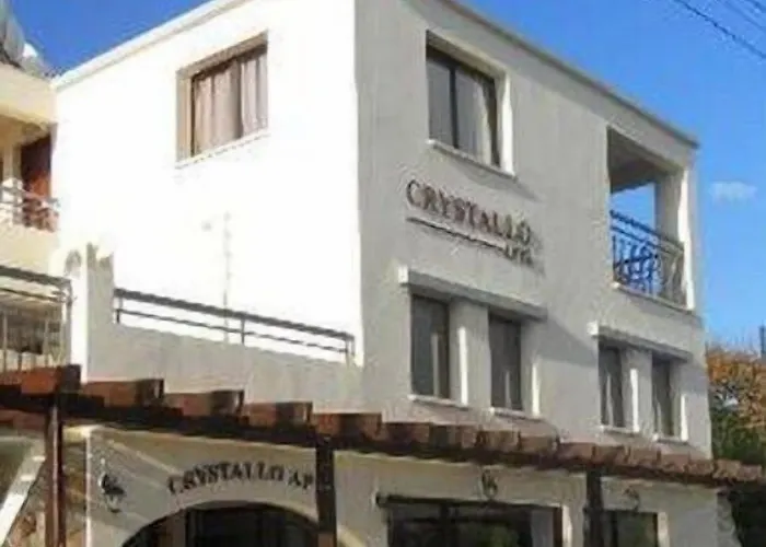 Crystallo Apart Otel 4*