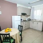 كريستالو شقة فندقية