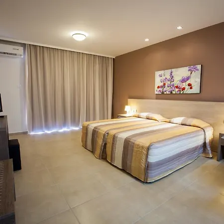 Crystallo 4* Pafos