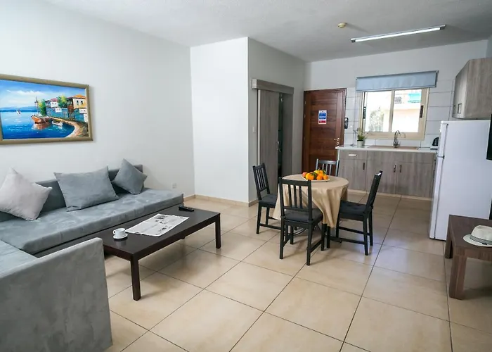 アパートホテル Crystallo