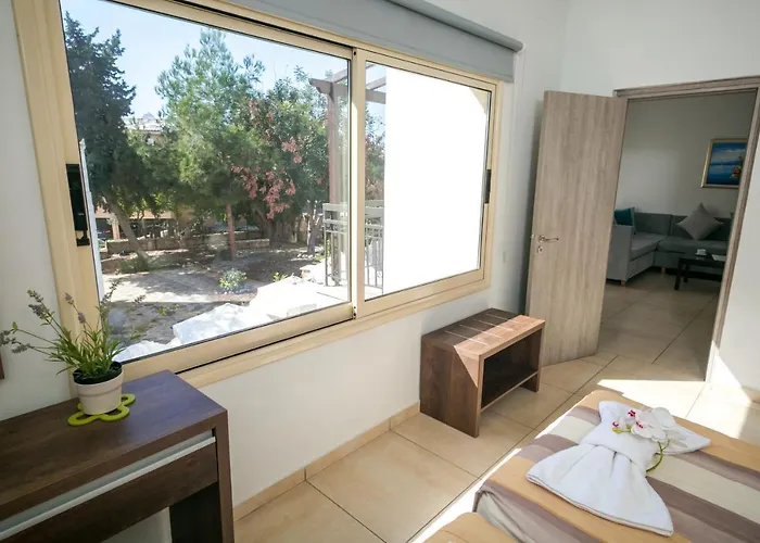 Crystallo Lejlighedshotel 4*