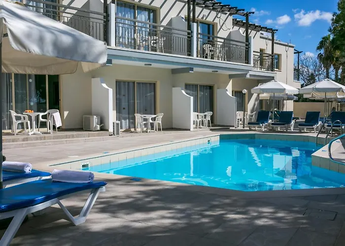 Aparthotel Crystallo 4*