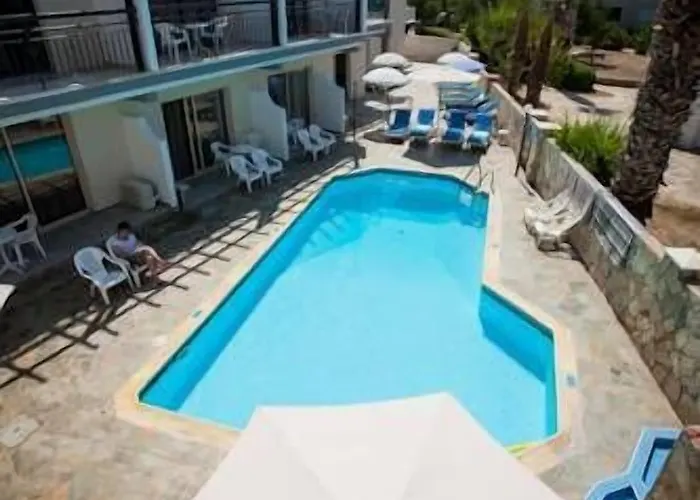 Lejlighedshotel Crystallo 4*