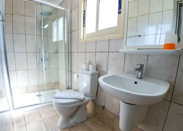 Crystallo 4* Пафос