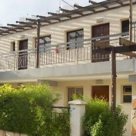 크리스탈로 아파트먼트