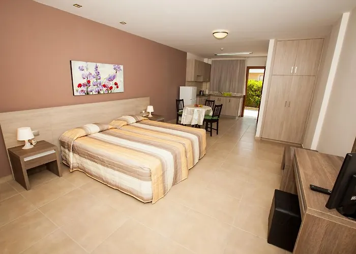 Apartahotel Crystallo